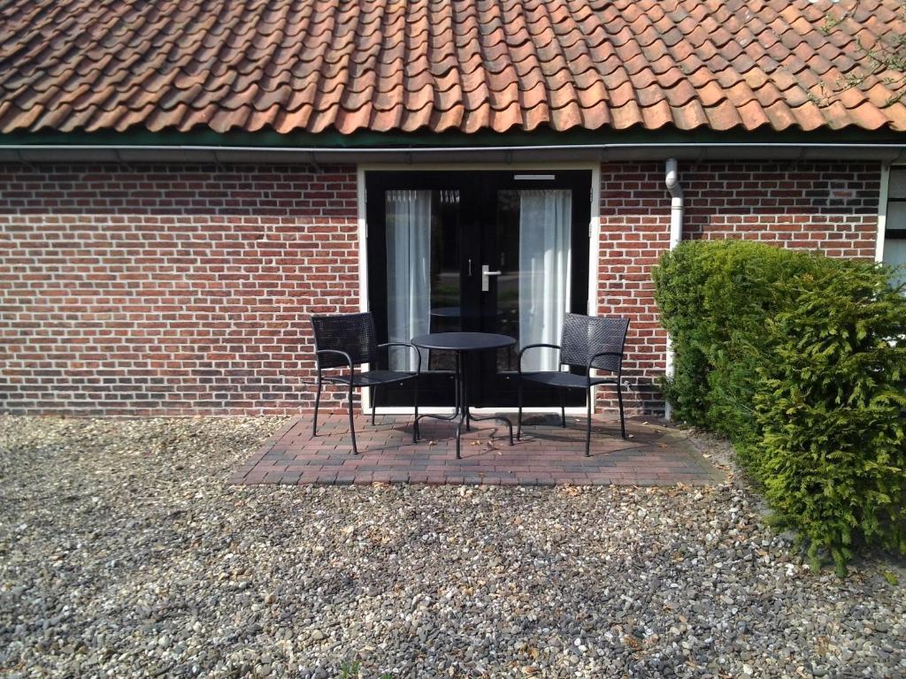 Bed & Breakfast Uiterburen Zuidbroek Exterior photo